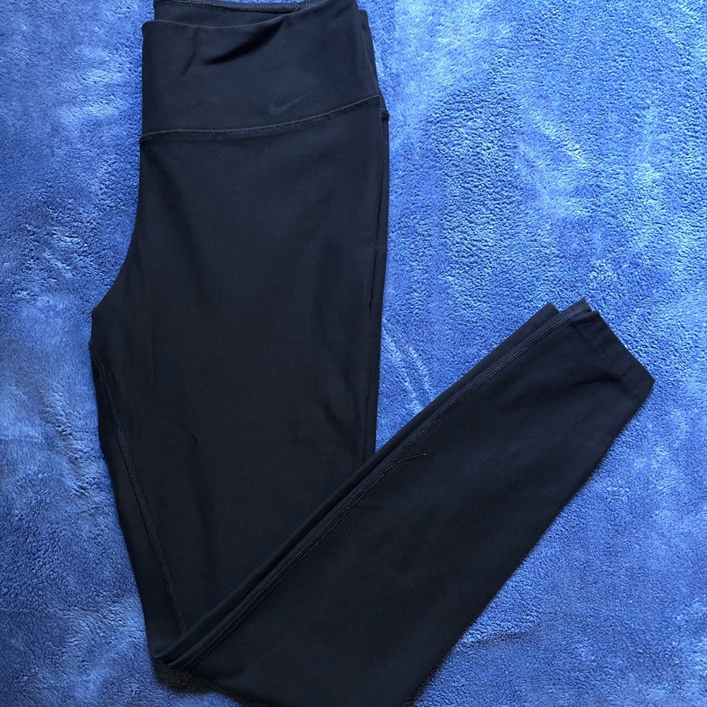 Nike ONE Legend Pant